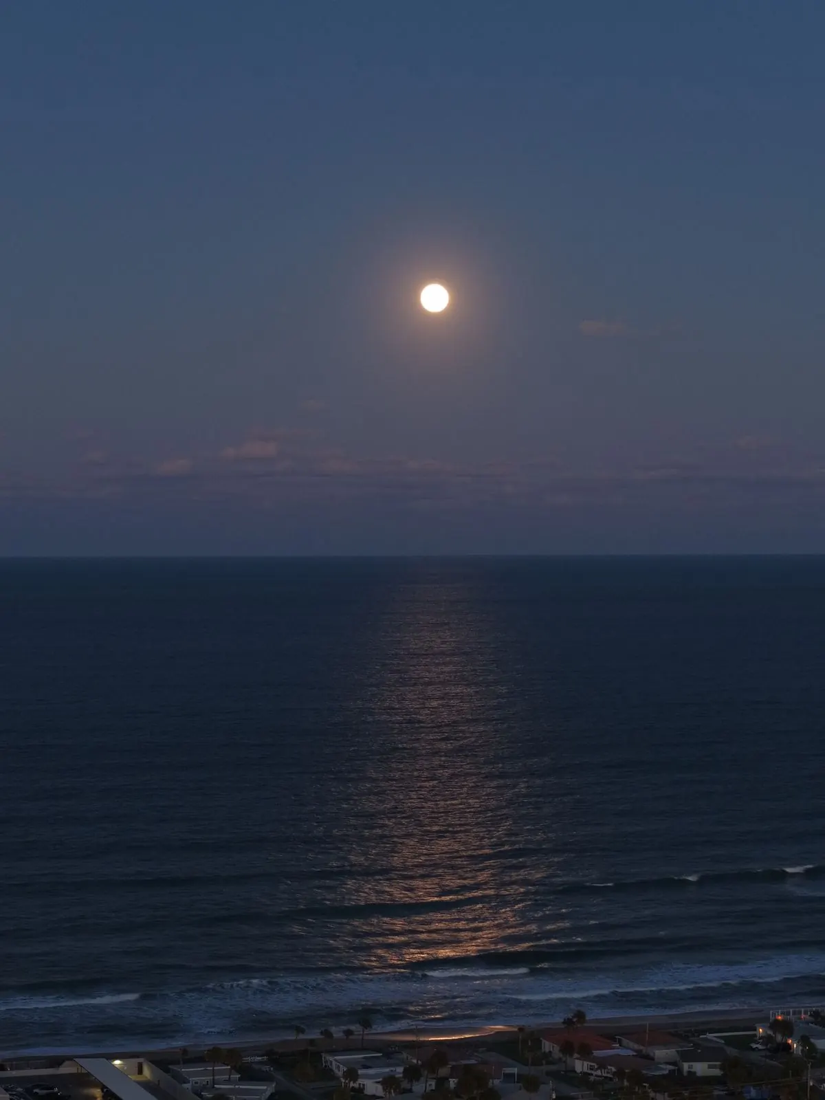 Moonrise over the ocean, shot in Ormond-by-the-Sea.